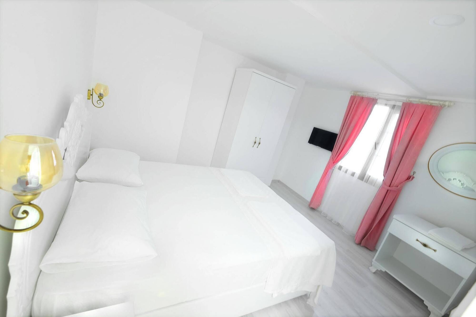 Bugra Alacati (Adults Only) Luaran gambar