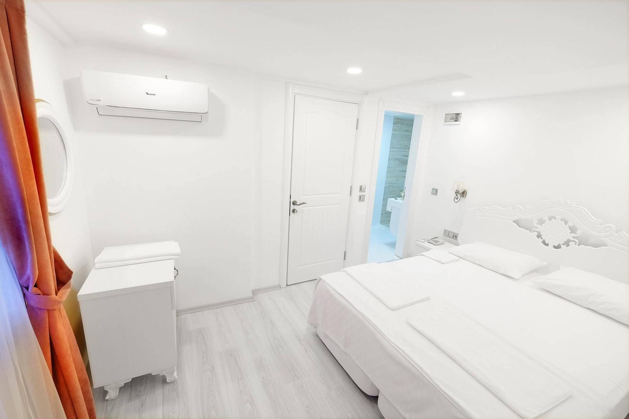 Bugra Alacati (Adults Only) Luaran gambar